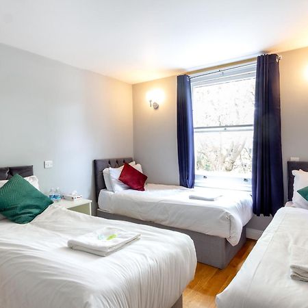 Coronation Hotel Лондон Экстерьер фото