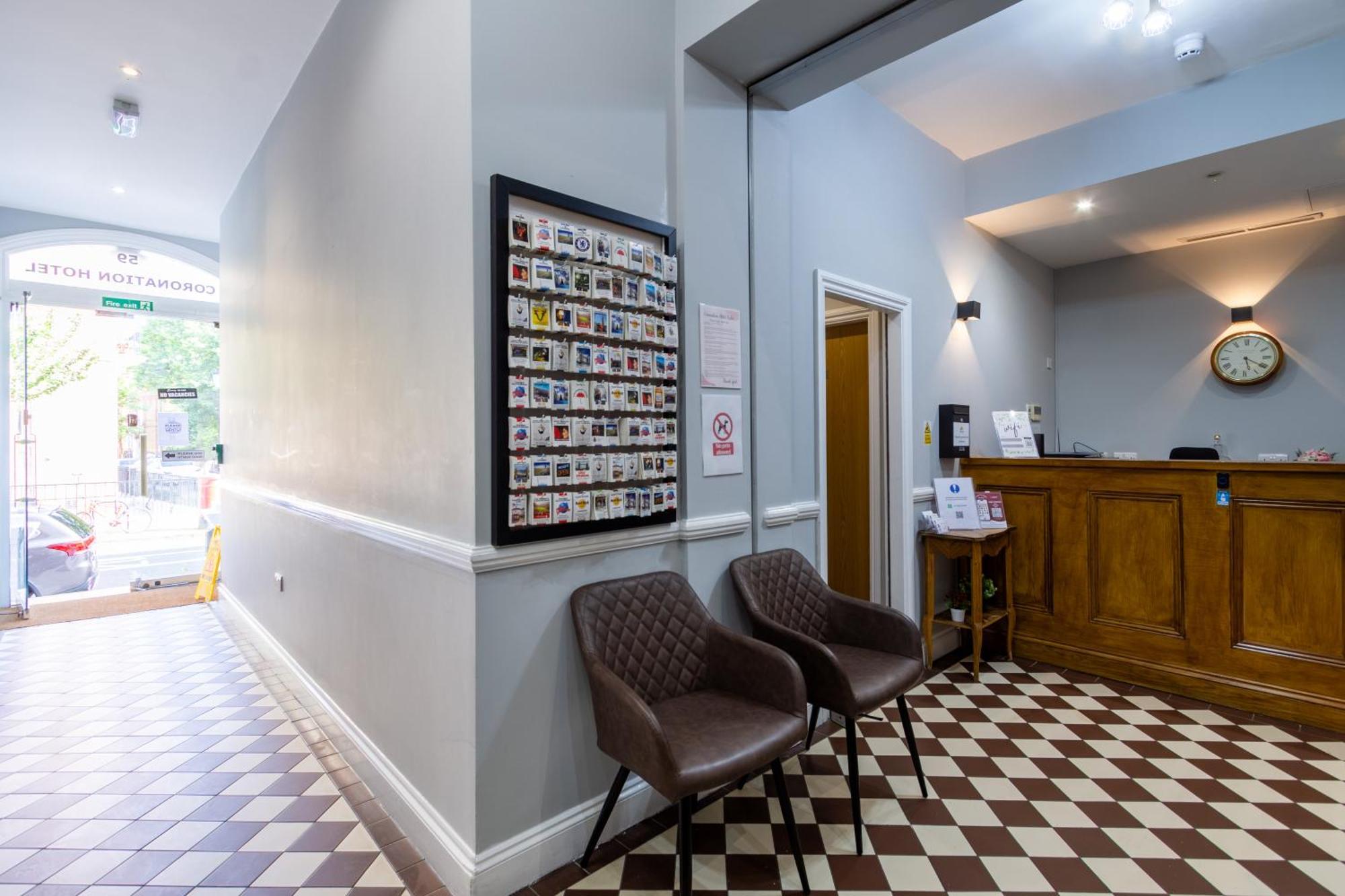 Coronation Hotel Лондон Экстерьер фото